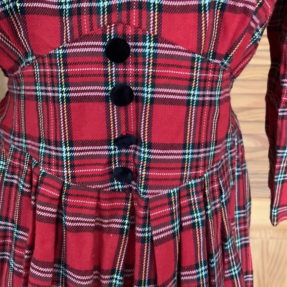 Vintage 1980s red tartan plaid with velvet accents, size 10 tea length dress - Picture 3 of 16